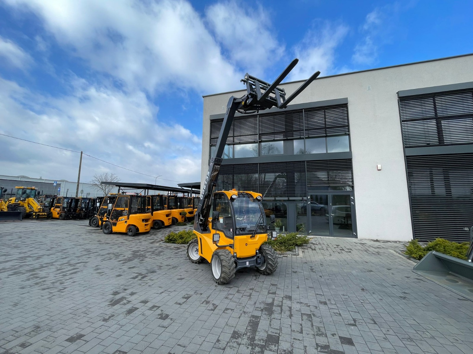 G613S TELESKOPLADER TELEHANDLER