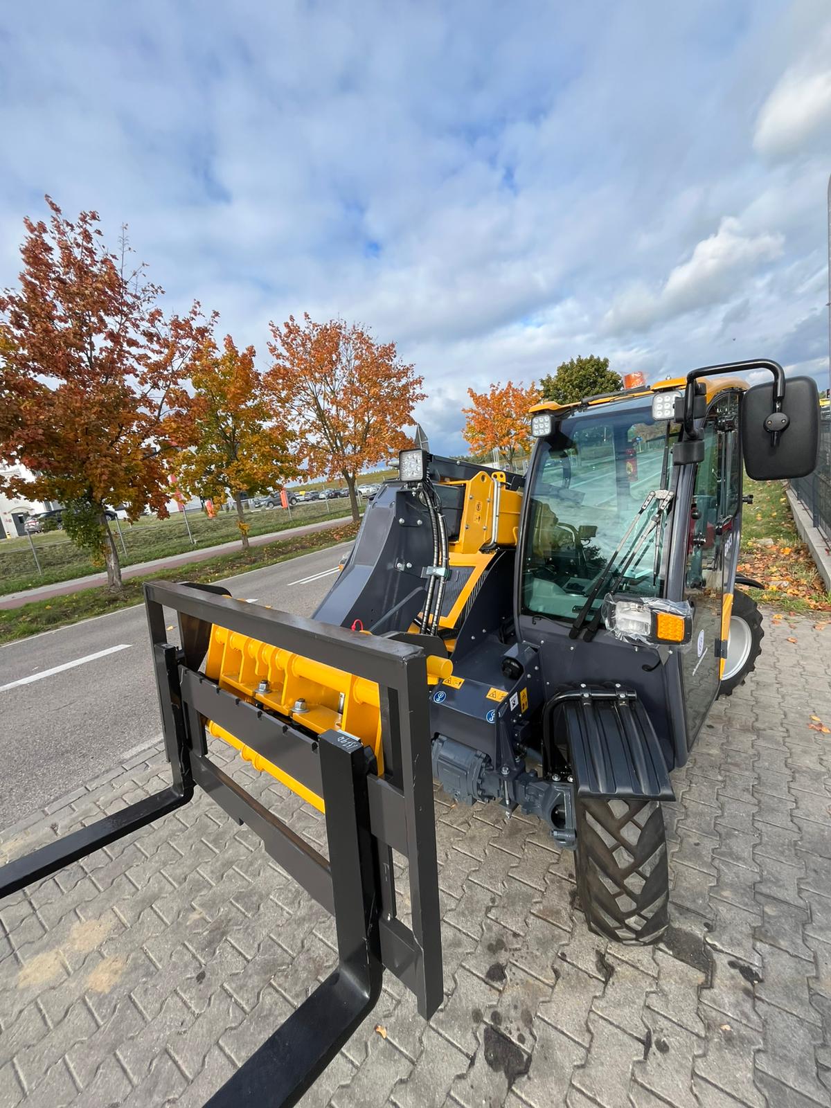 GG613-1 TELESKOPLADER TELEHANDLER