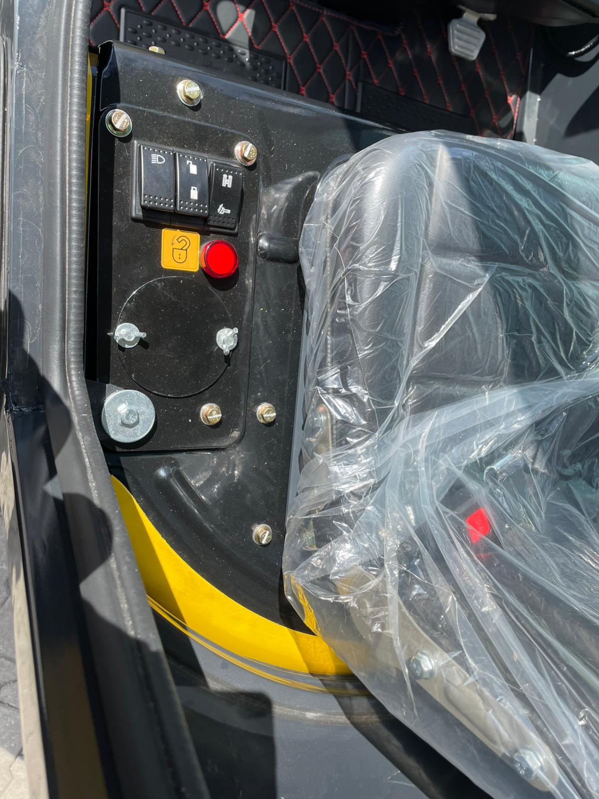  GG900C Bagger + 300 mm Schaufel