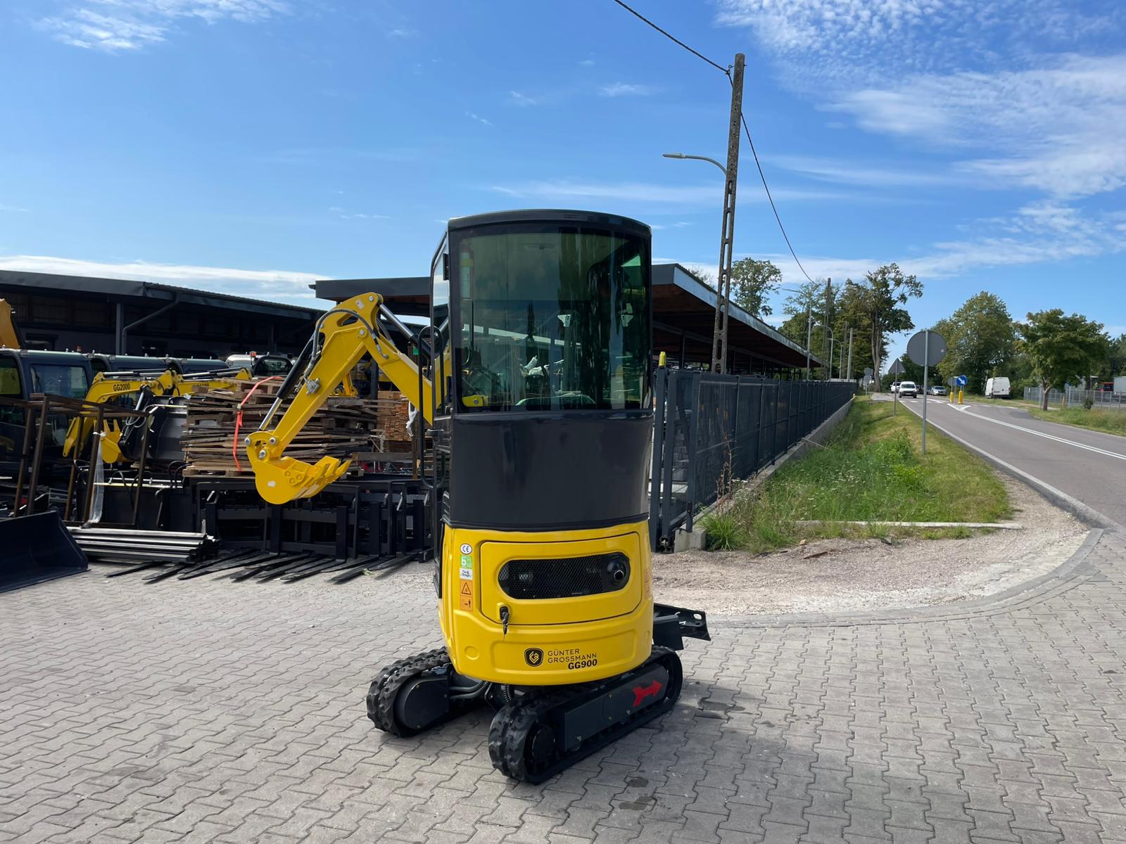  GG900C Bagger + 300 mm Schaufel